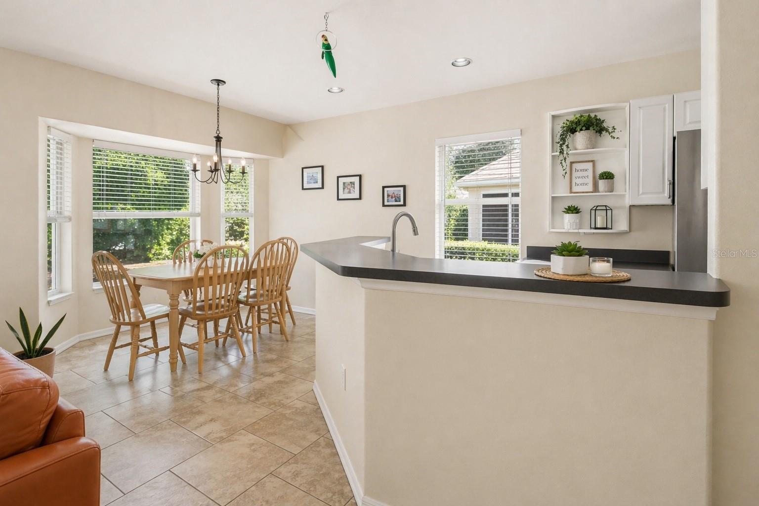 Listing Image #11