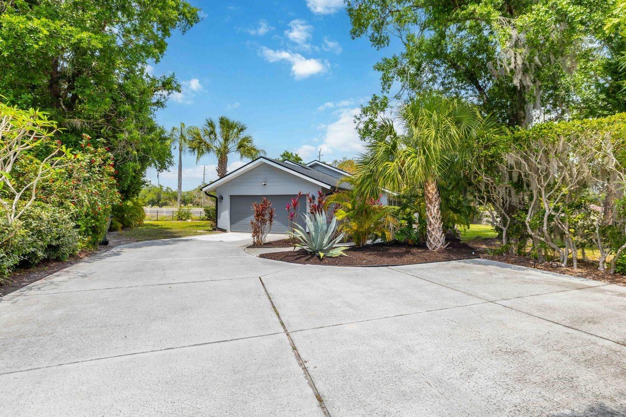 Listing Image #3