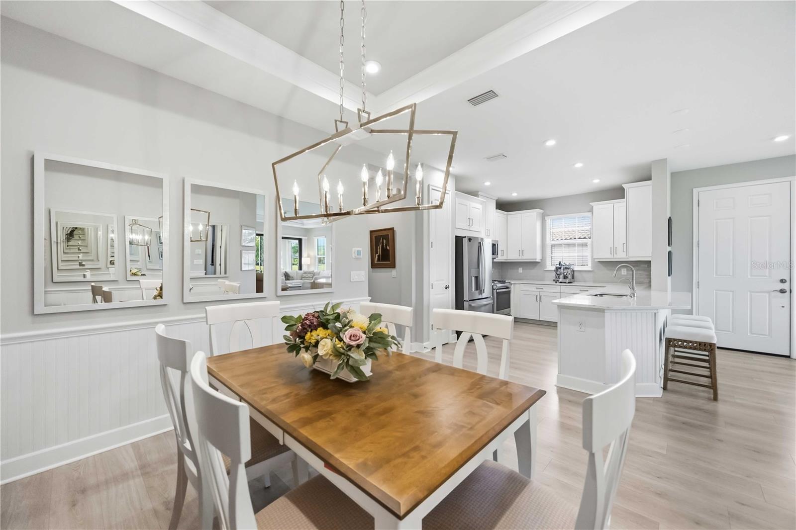 Listing Image #11