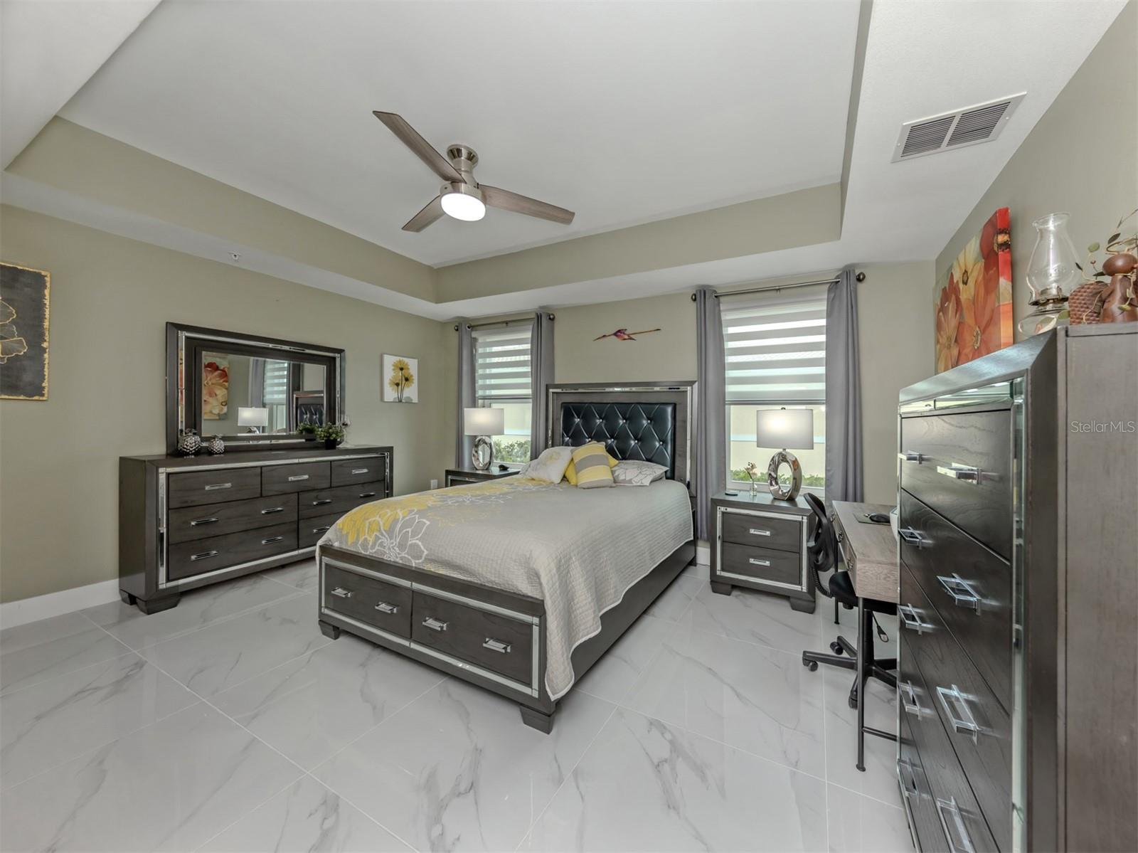 Listing Image #23