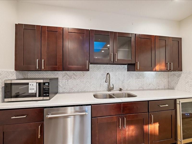 Listing Image #15