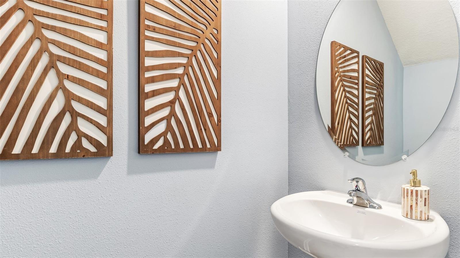 Listing Image #12