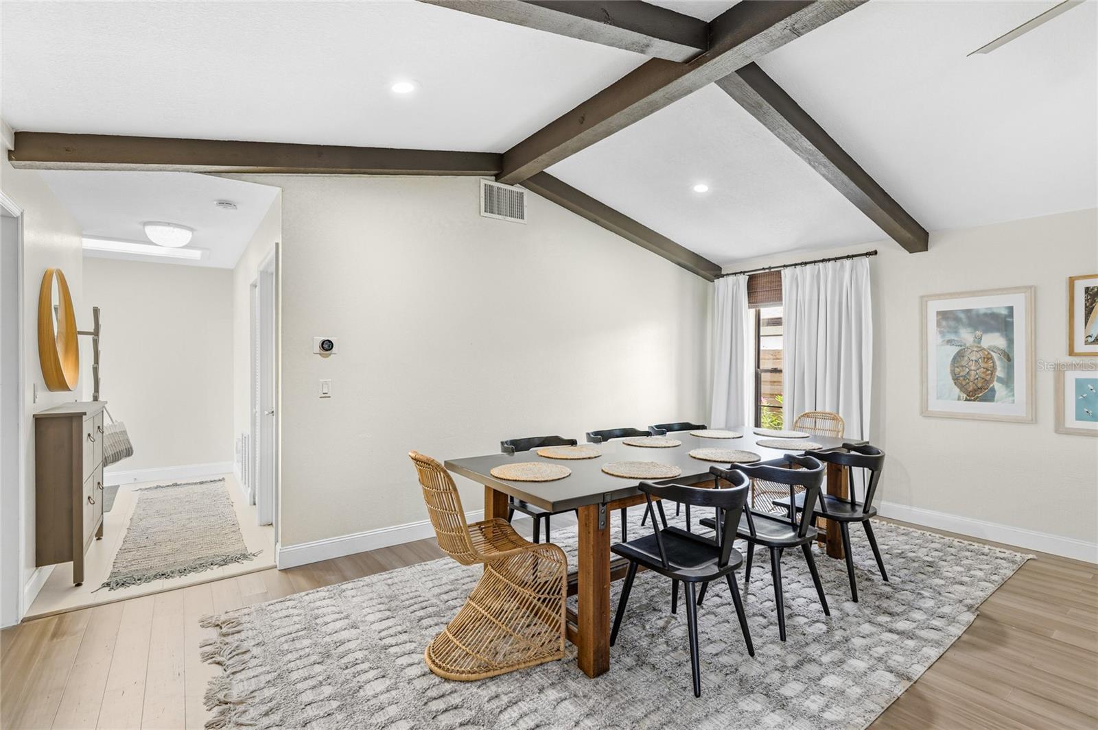 Listing Image #5