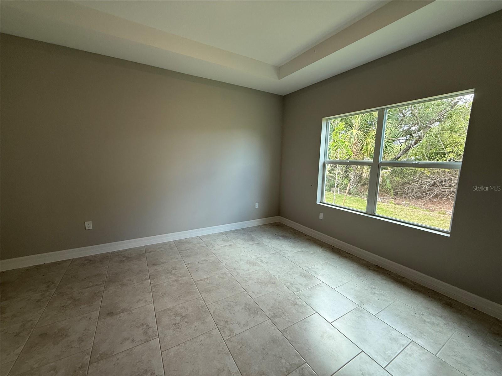 Listing Image #8