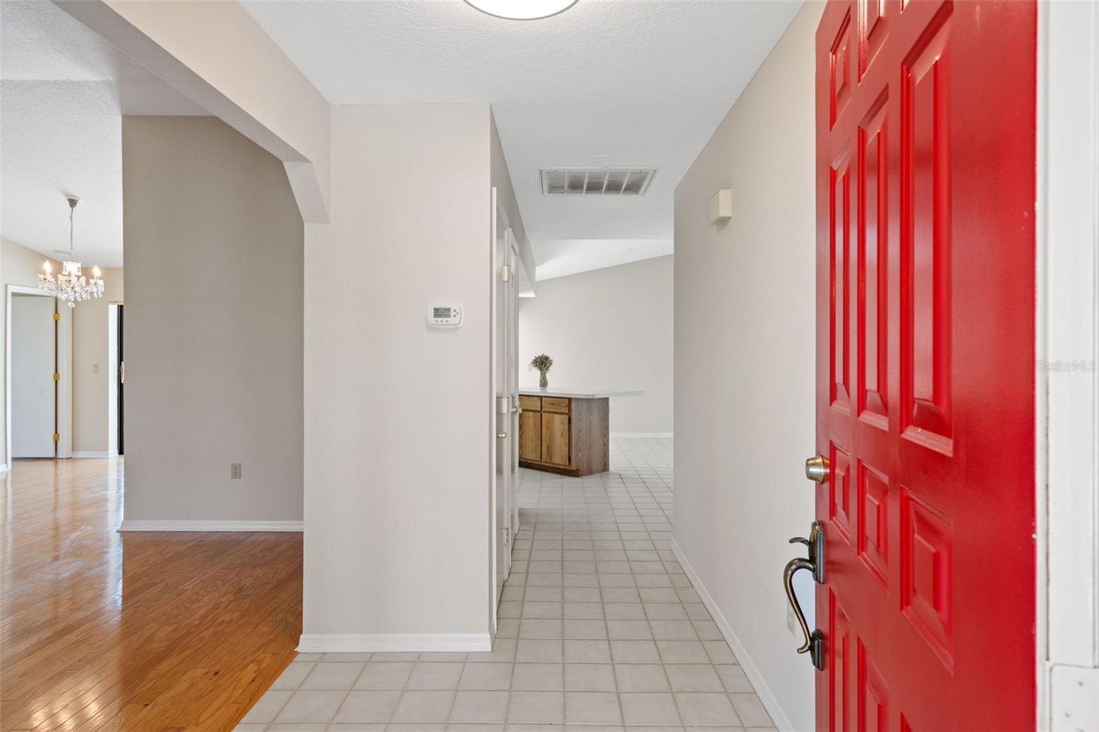 Listing Image #11