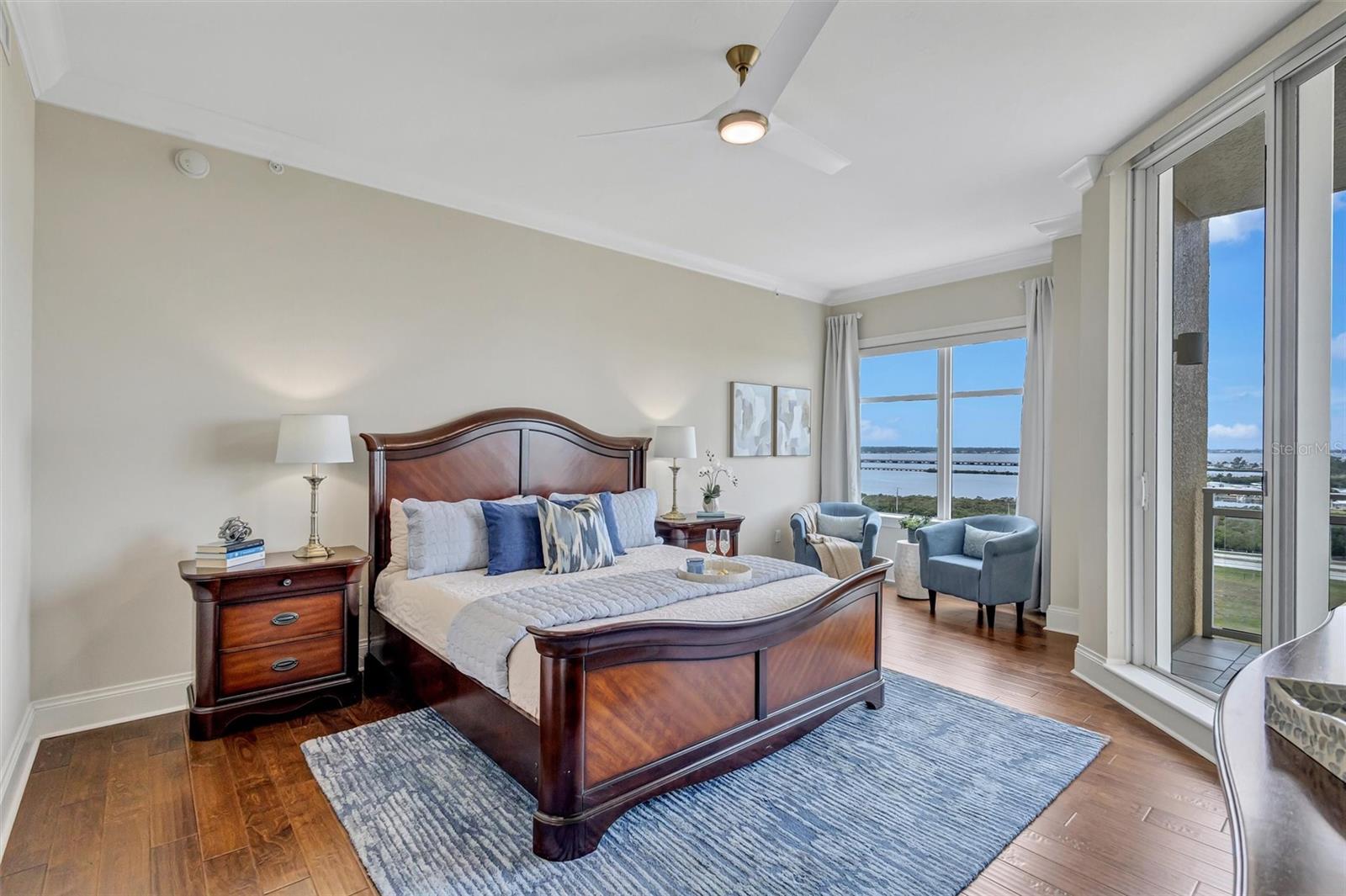 Listing Image #11