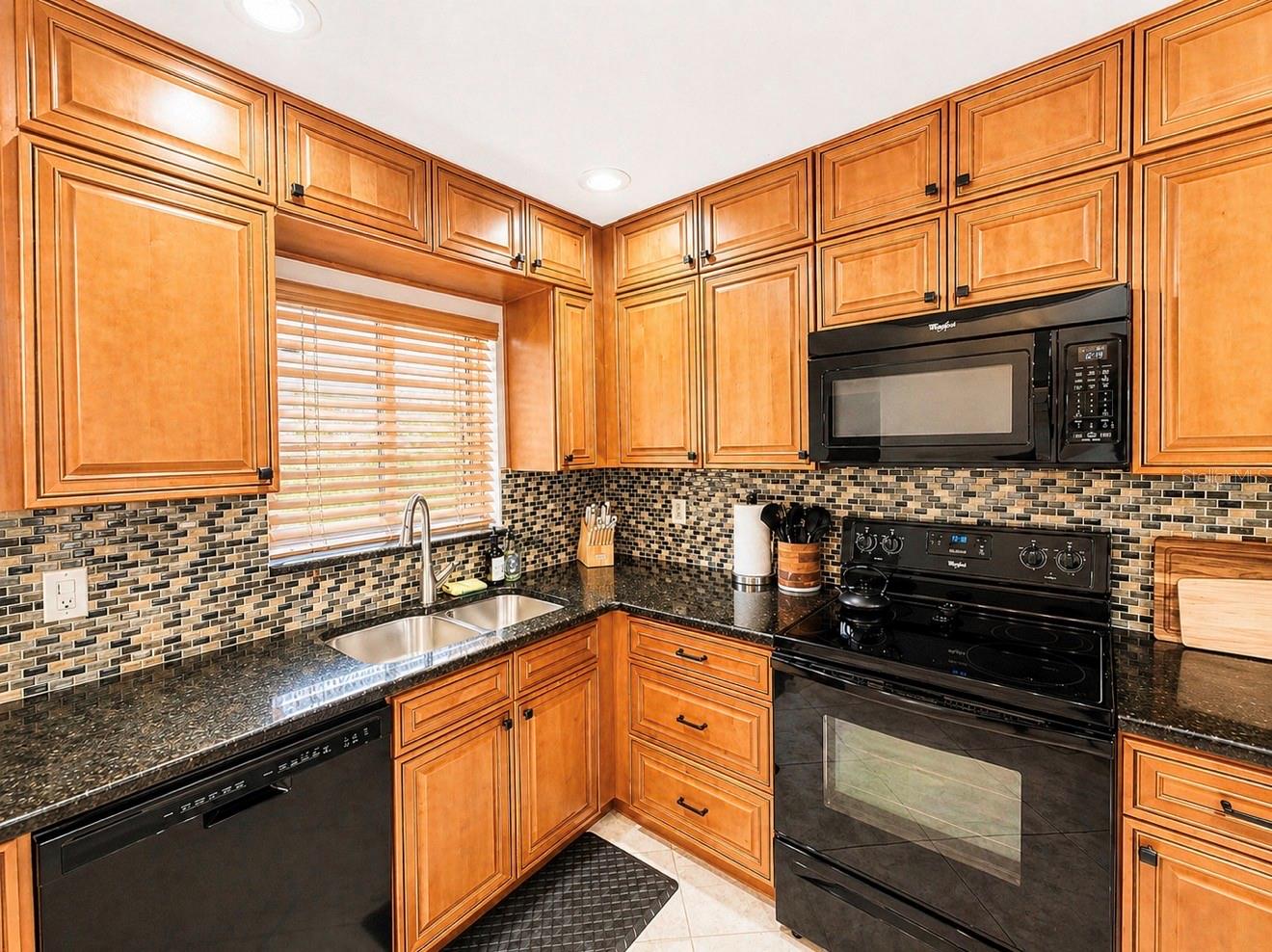 Listing Image #6