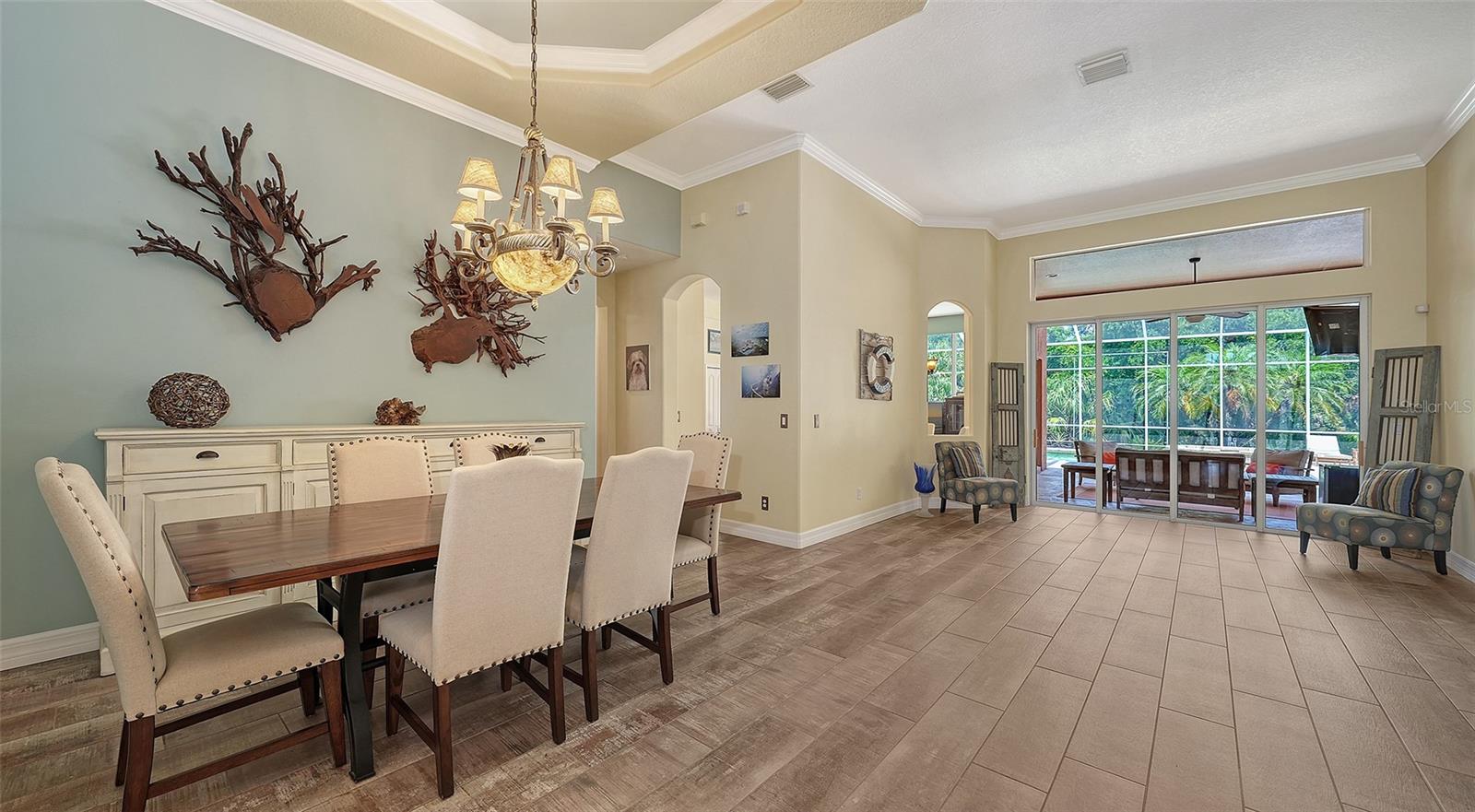 Listing Image #7