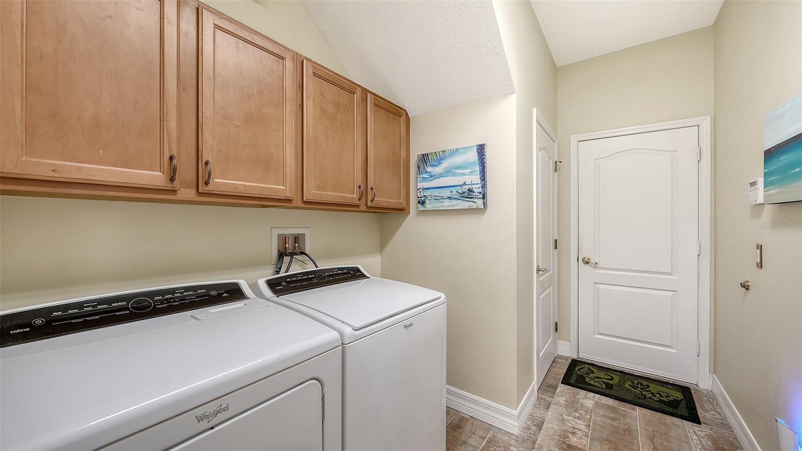 Listing Image #43