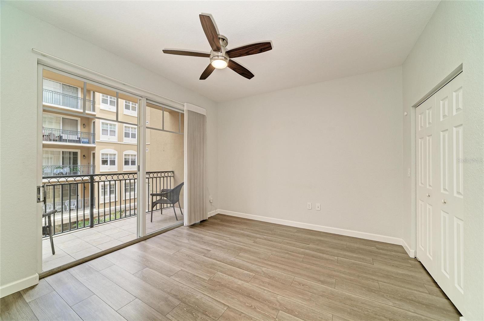 Listing Image #13