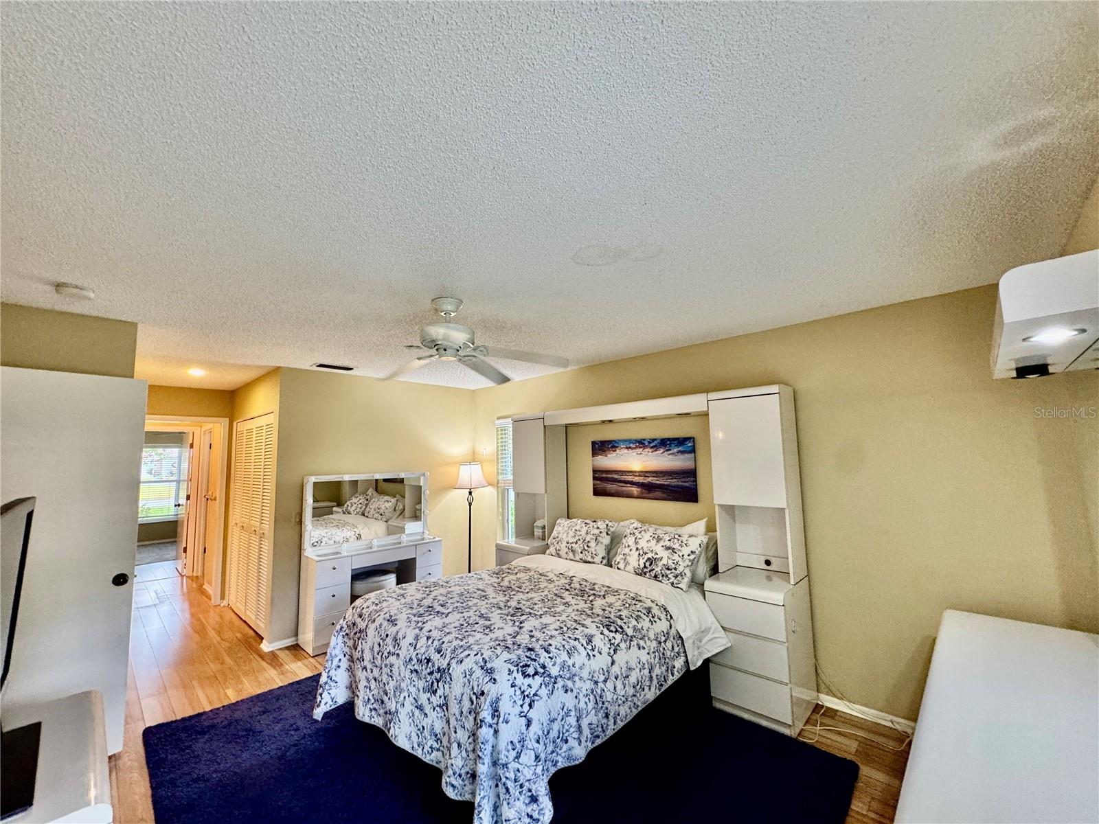 Listing Image #16