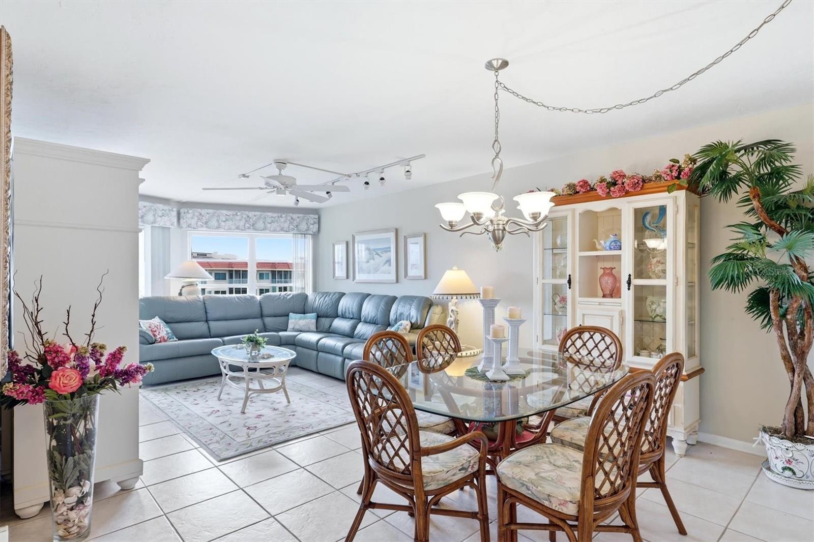 Listing Image #8