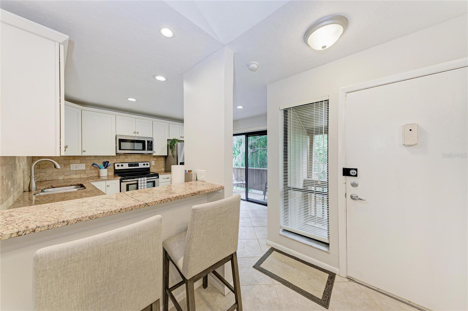 Listing Image #10