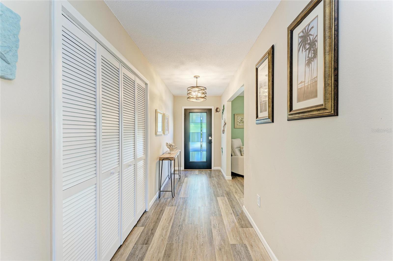 Listing Image #6