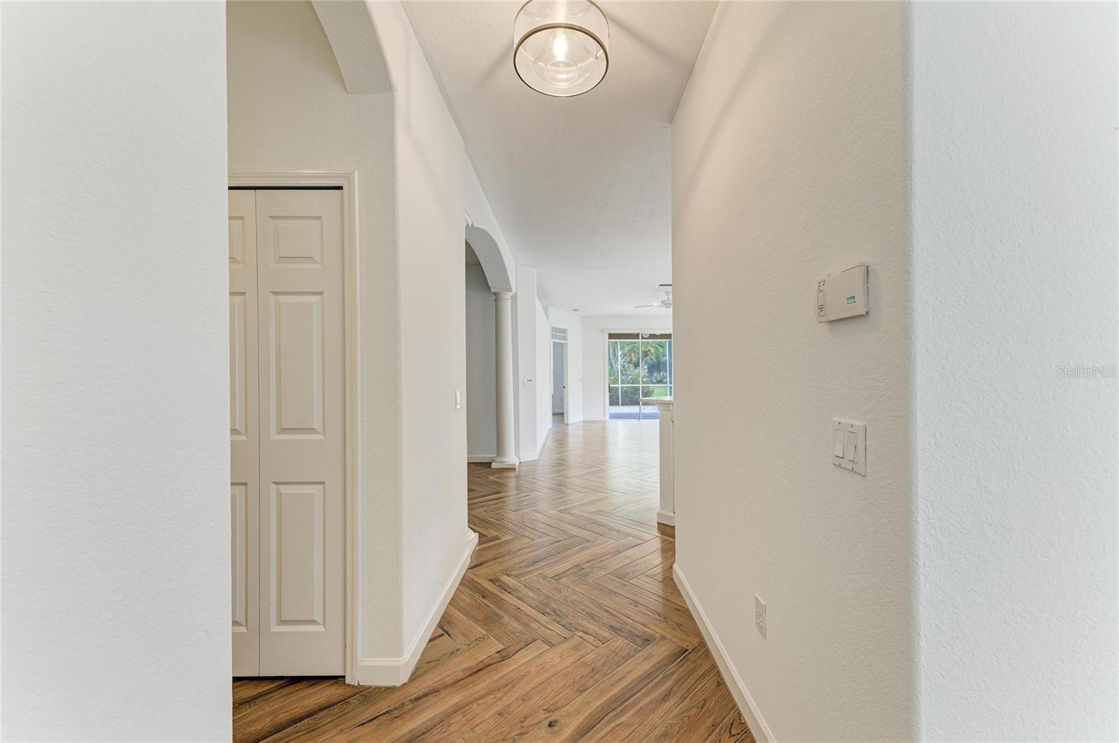 Listing Image #7