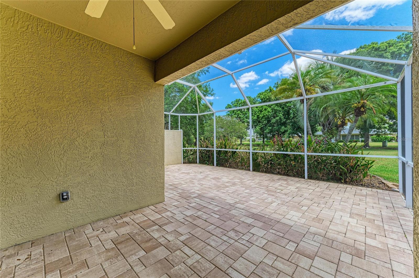 Listing Image #24