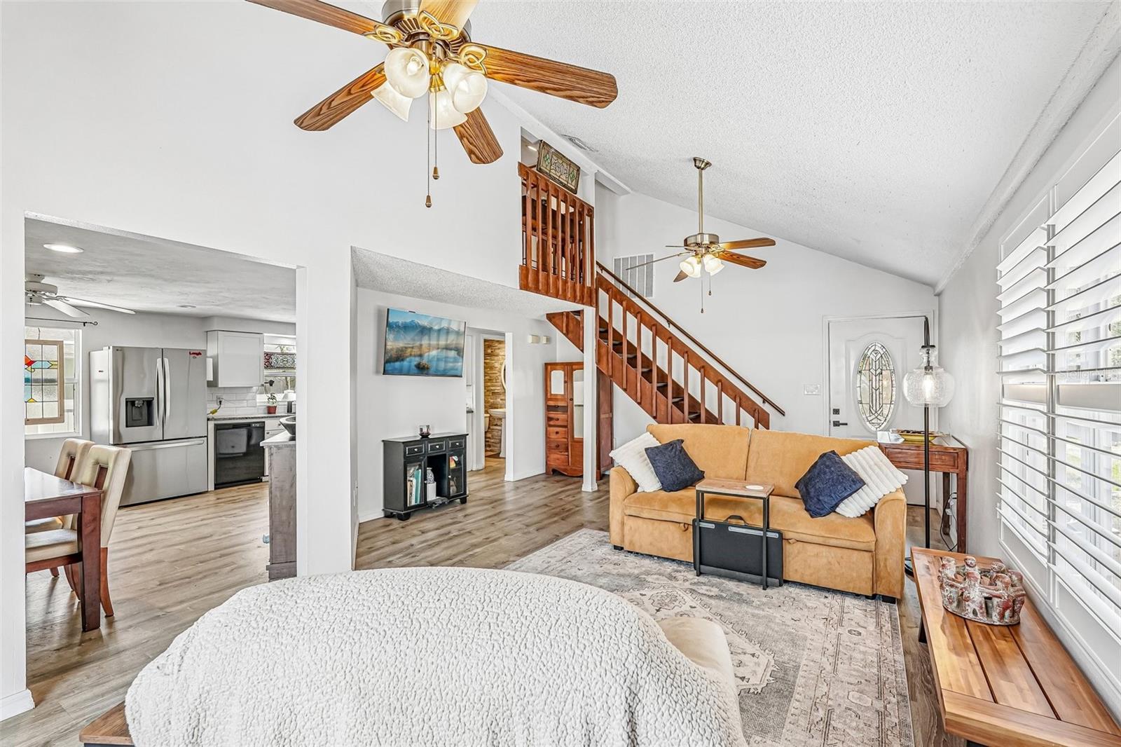 Listing Image #7