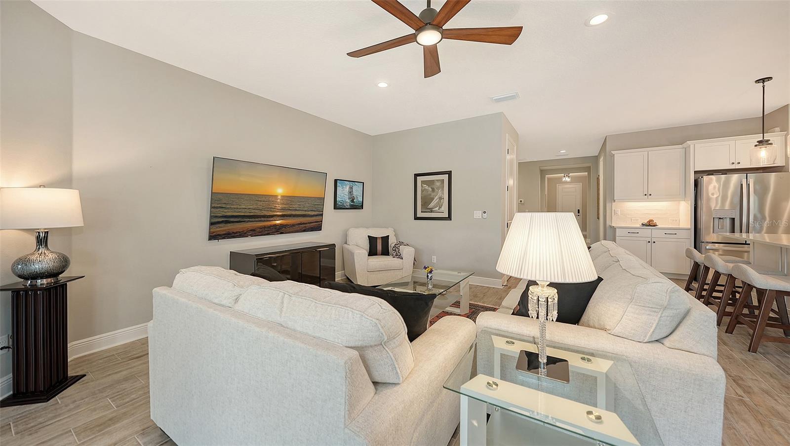 Listing Image #7