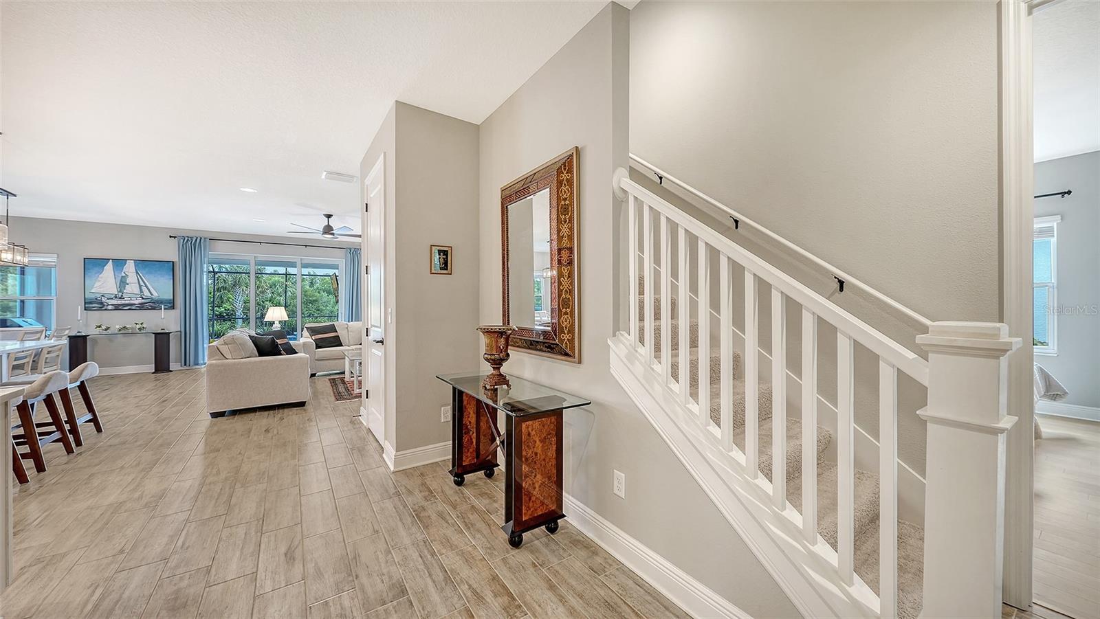 Listing Image #12