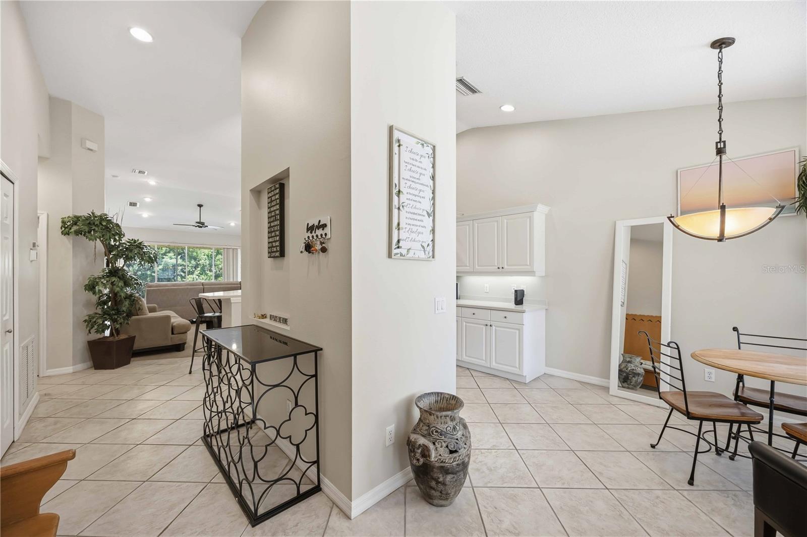 Listing Image #7
