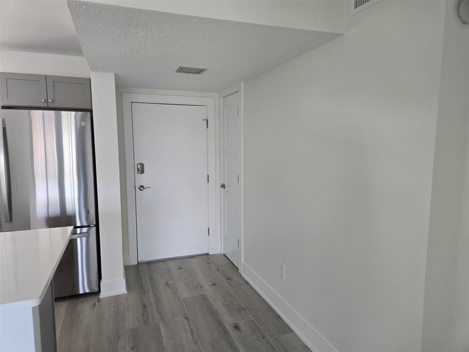 Listing Image #13