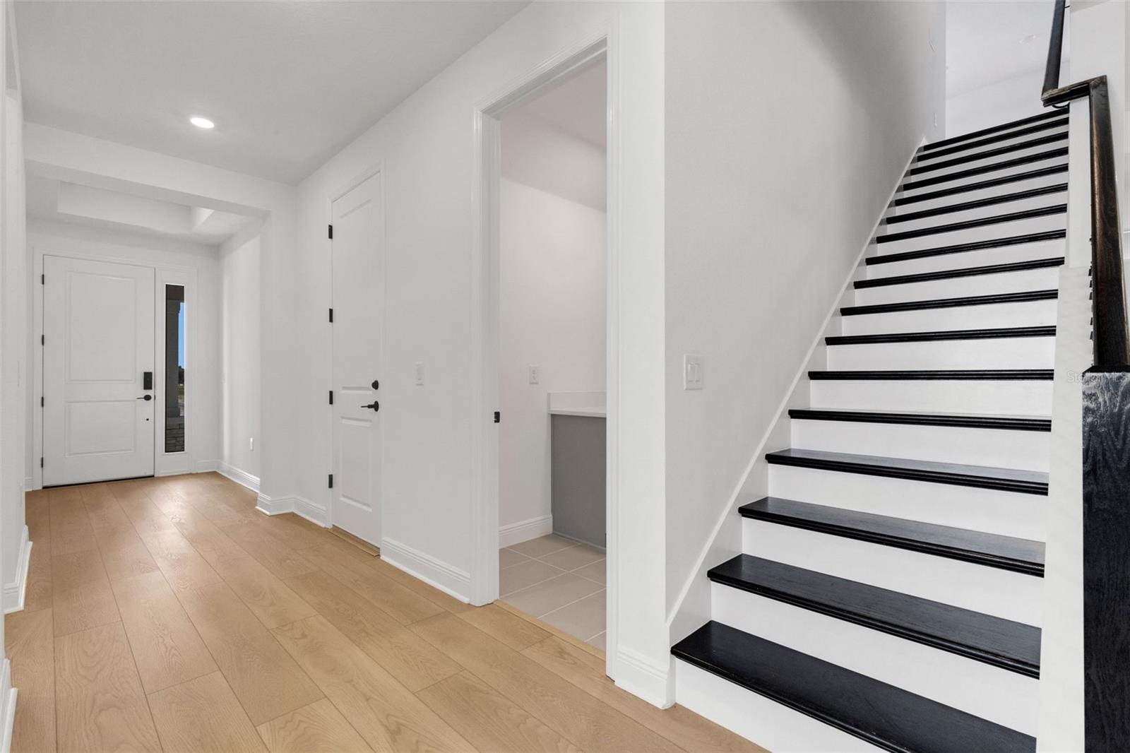 Listing Image #5