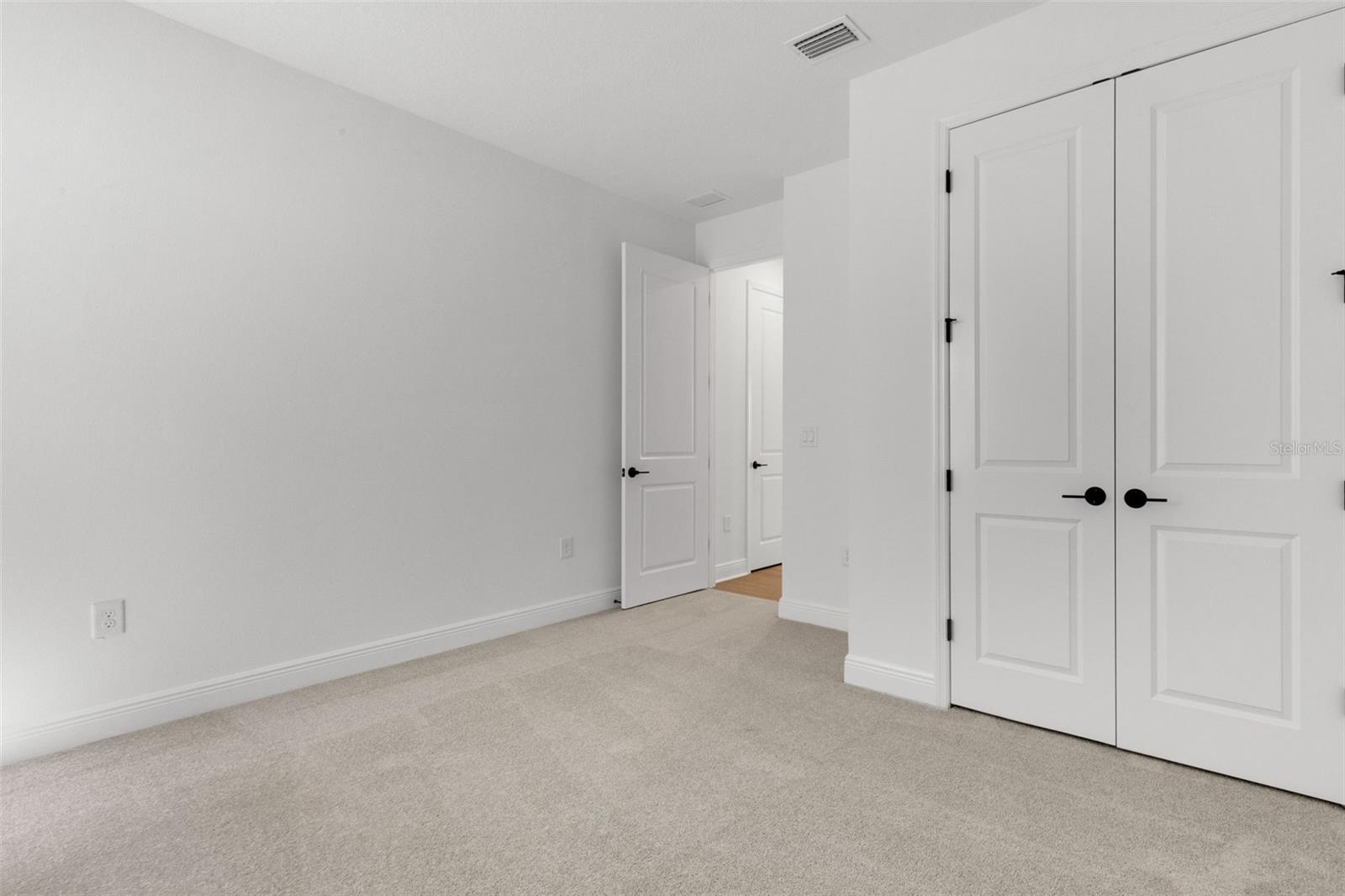 Listing Image #43