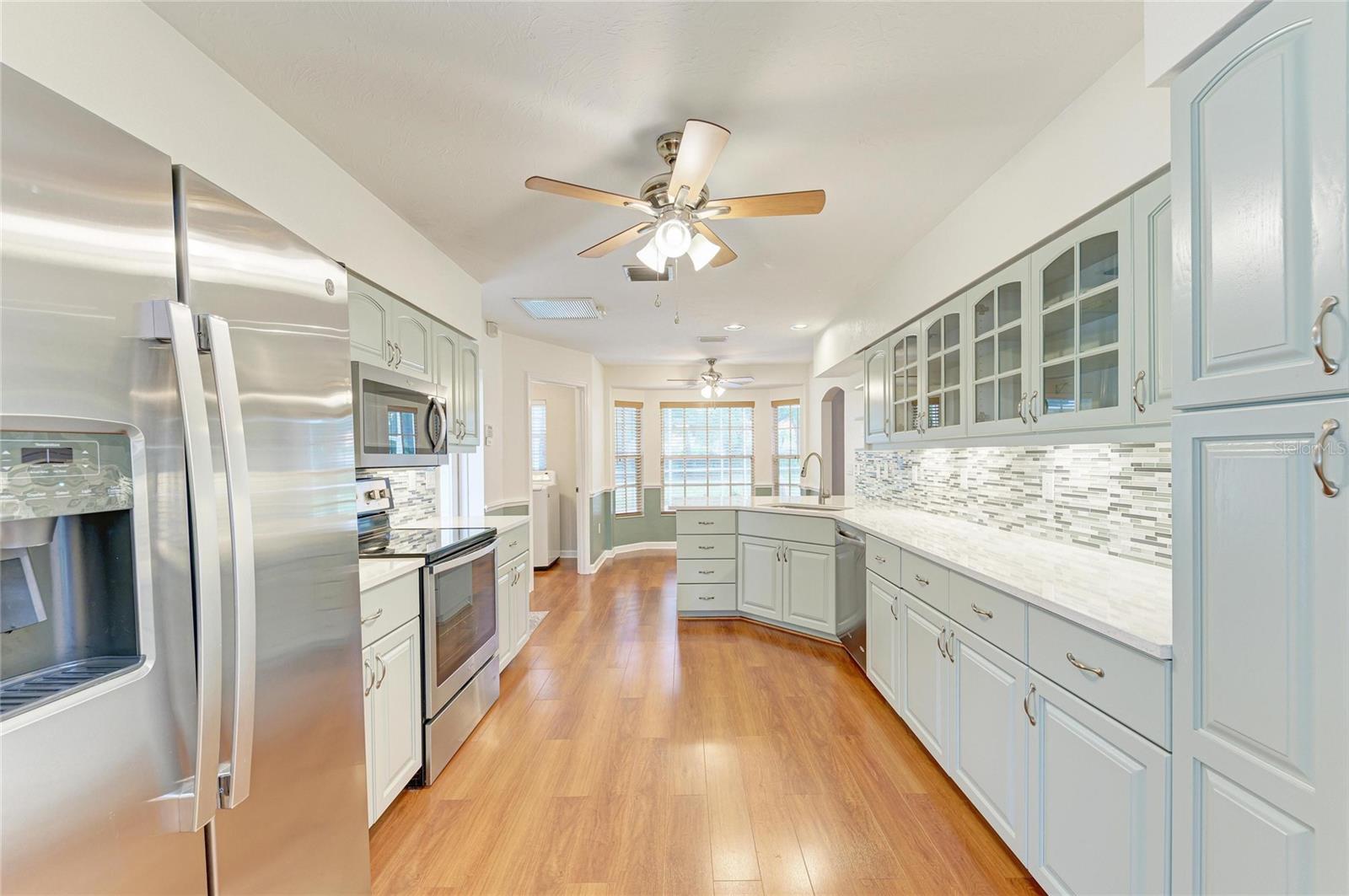 Listing Image #13