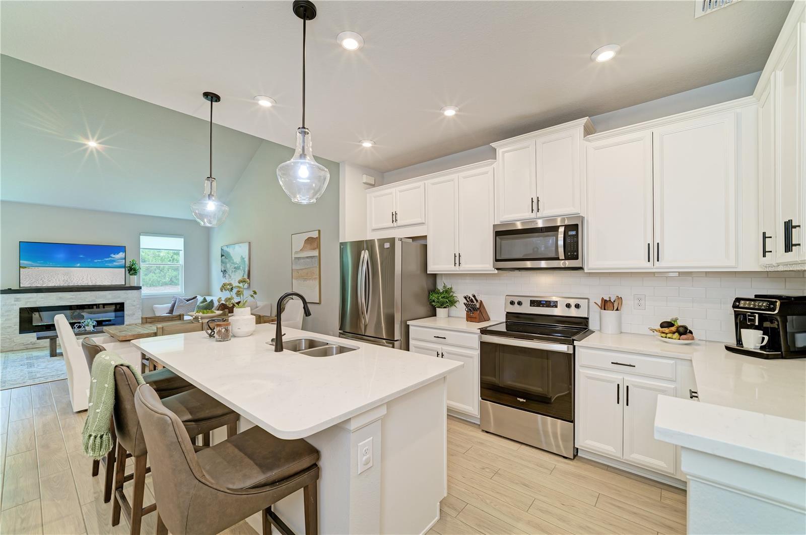 Listing Image #8