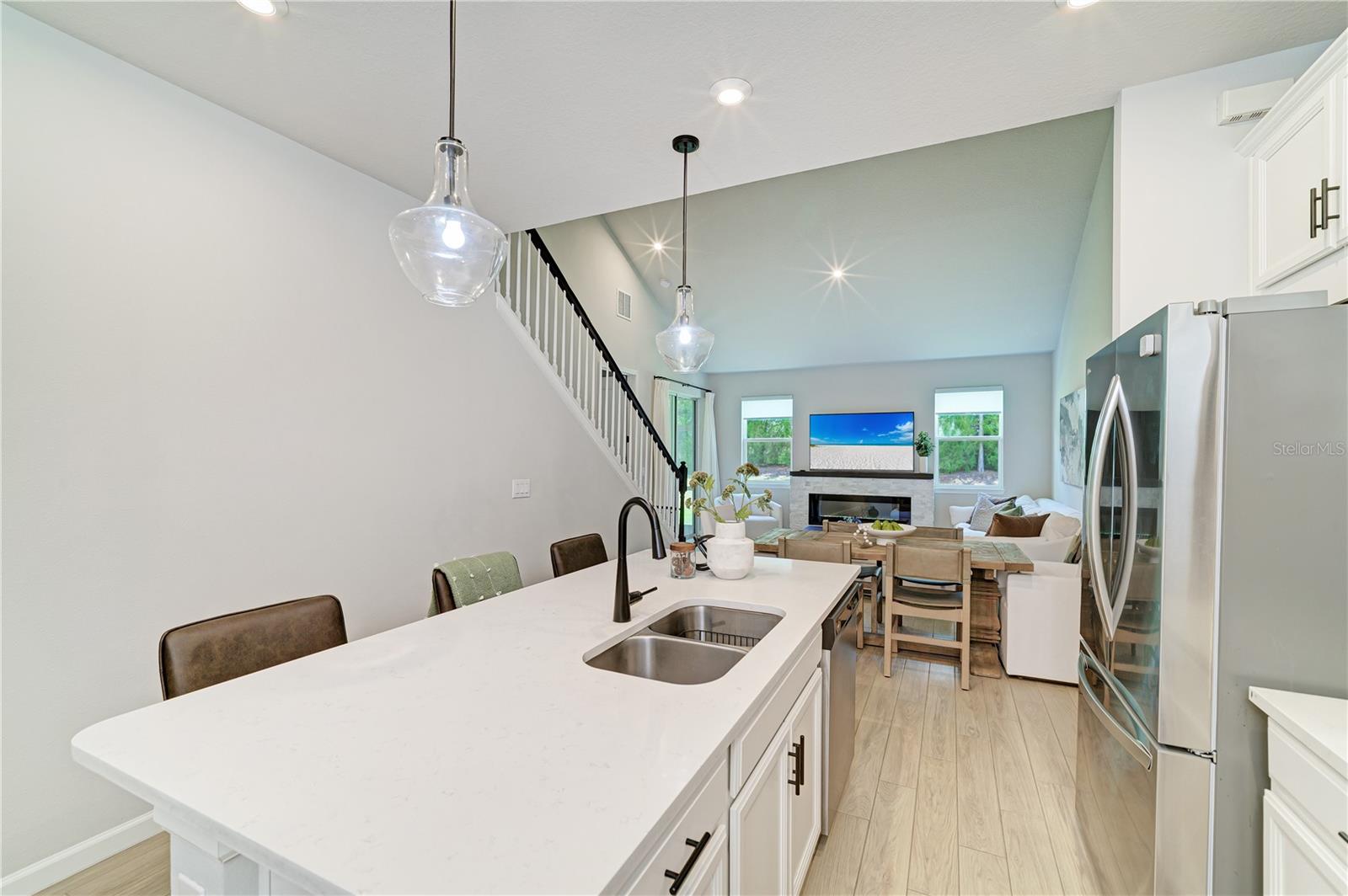 Listing Image #13