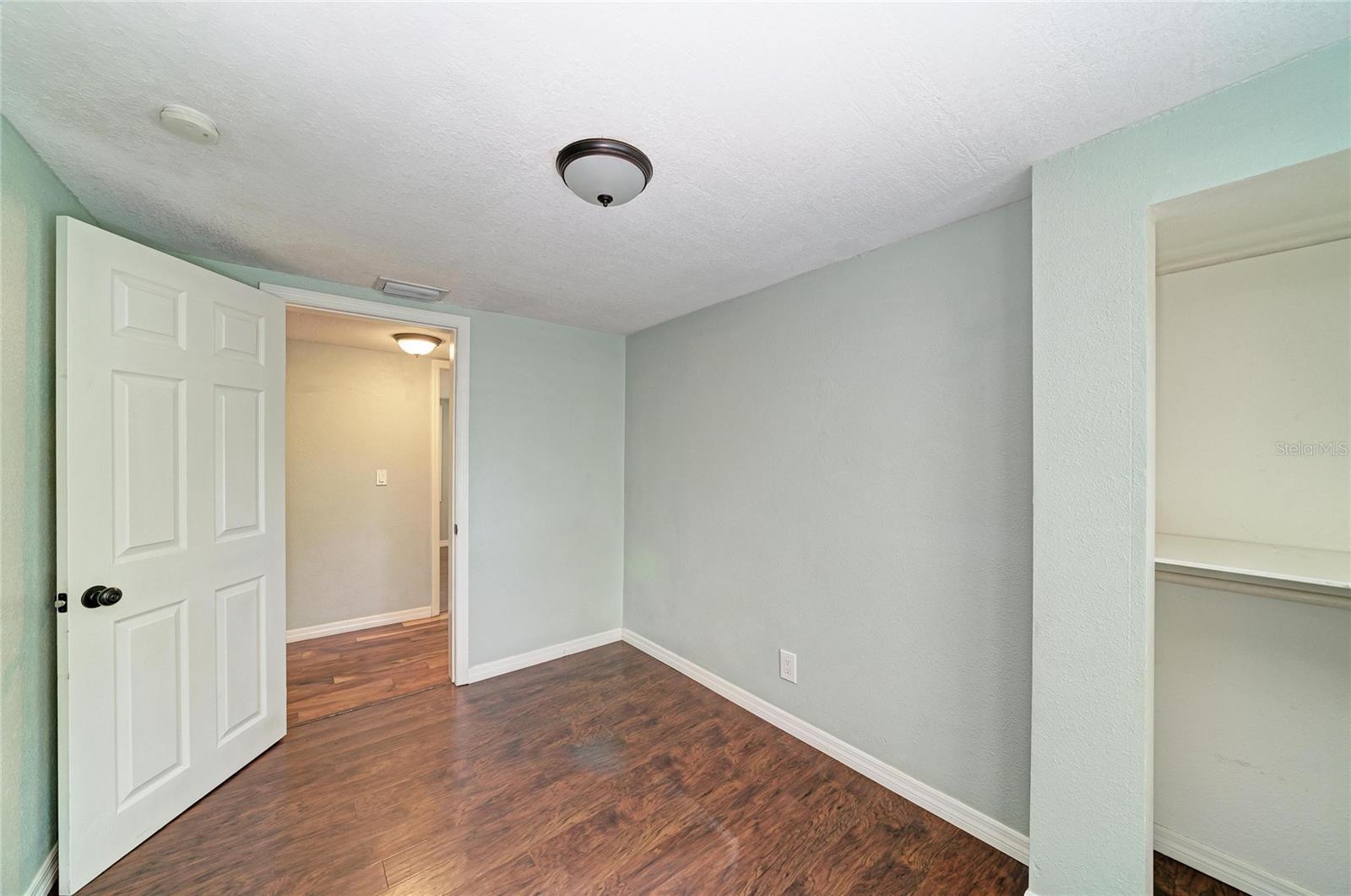 Listing Image #28