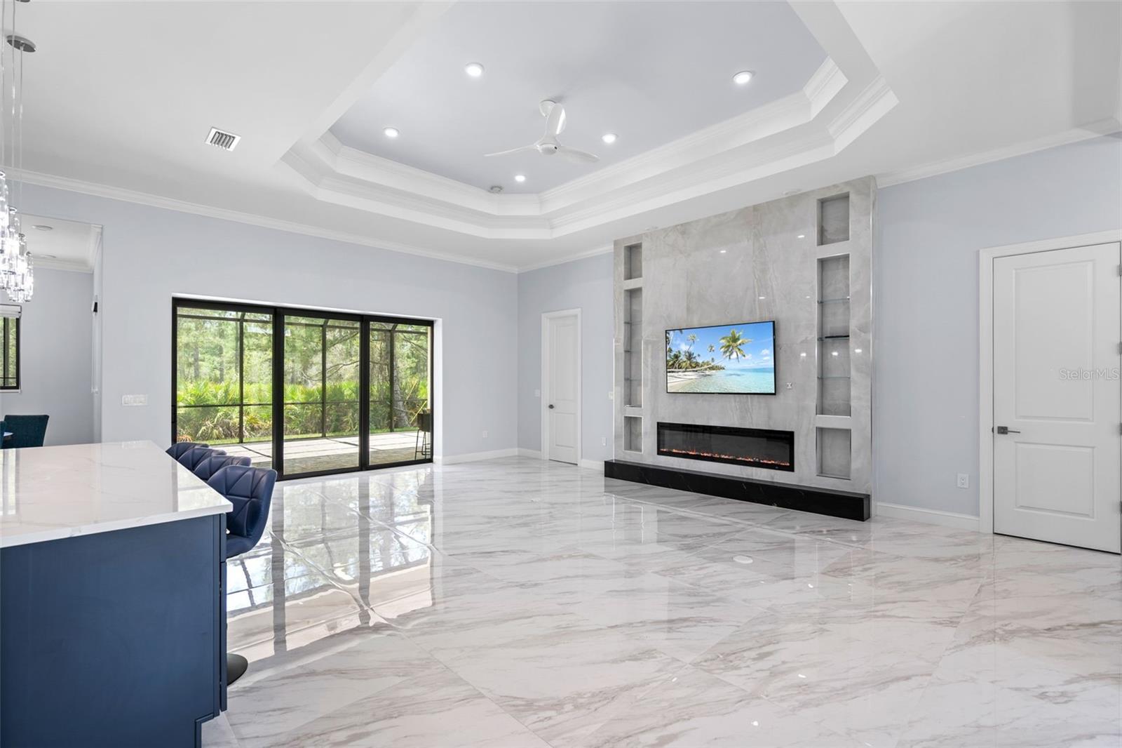 Listing Image #13