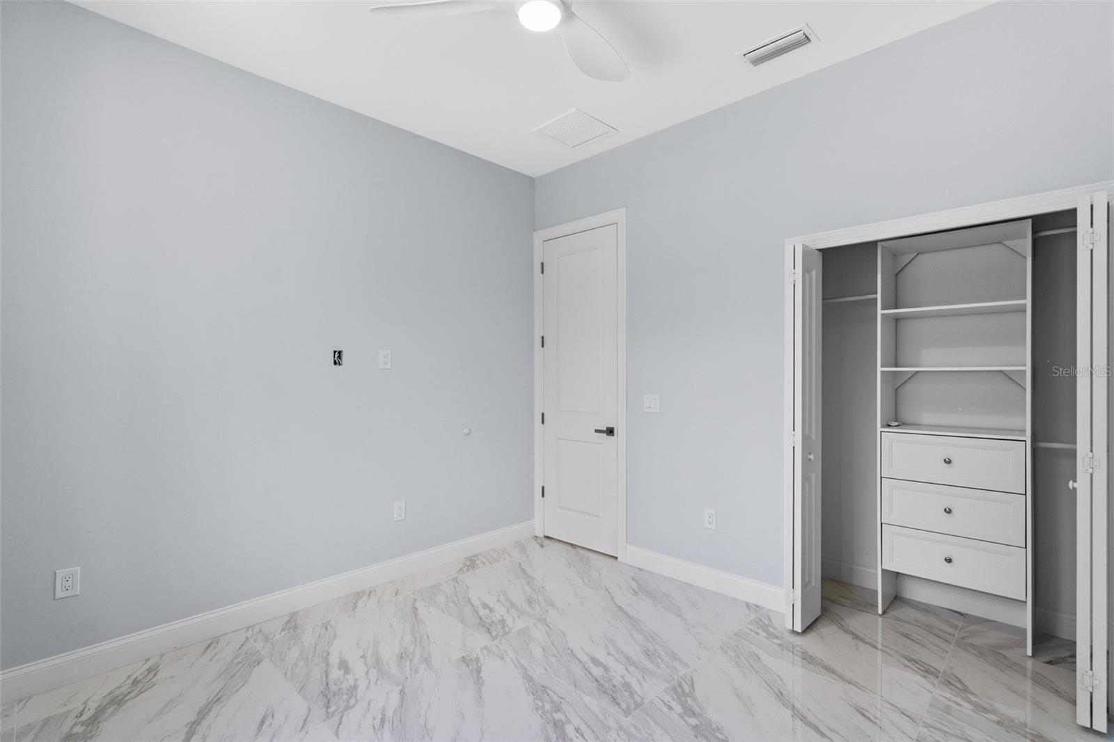 Listing Image #29