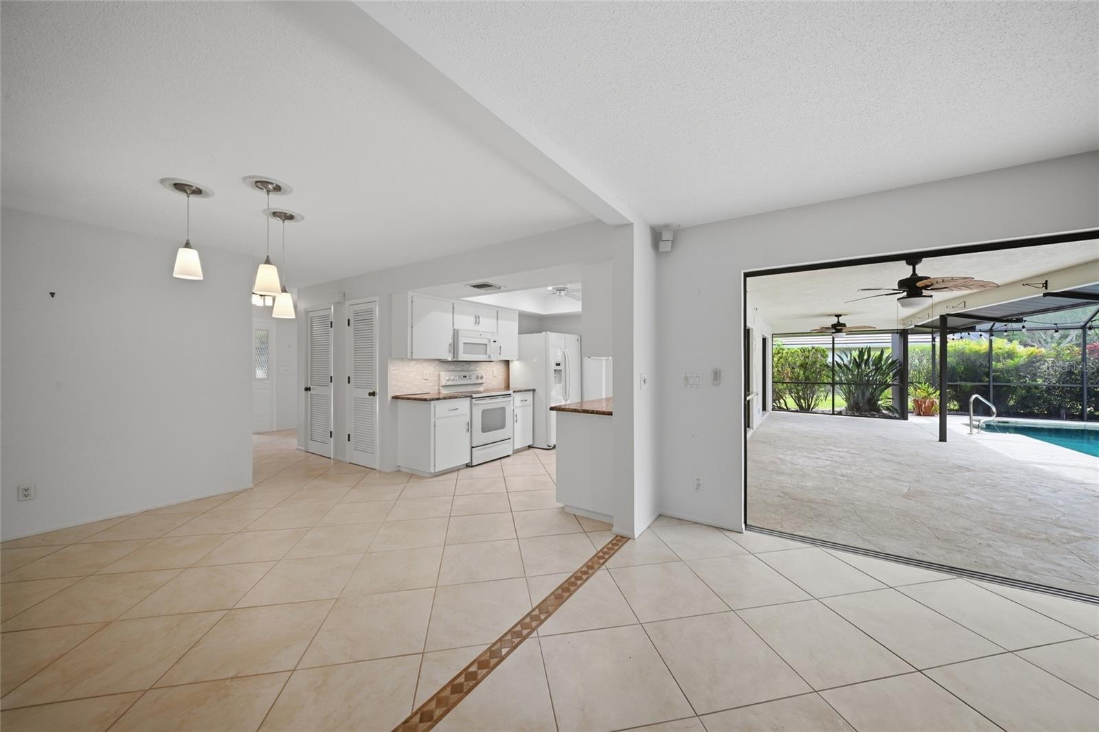 Listing Image #8