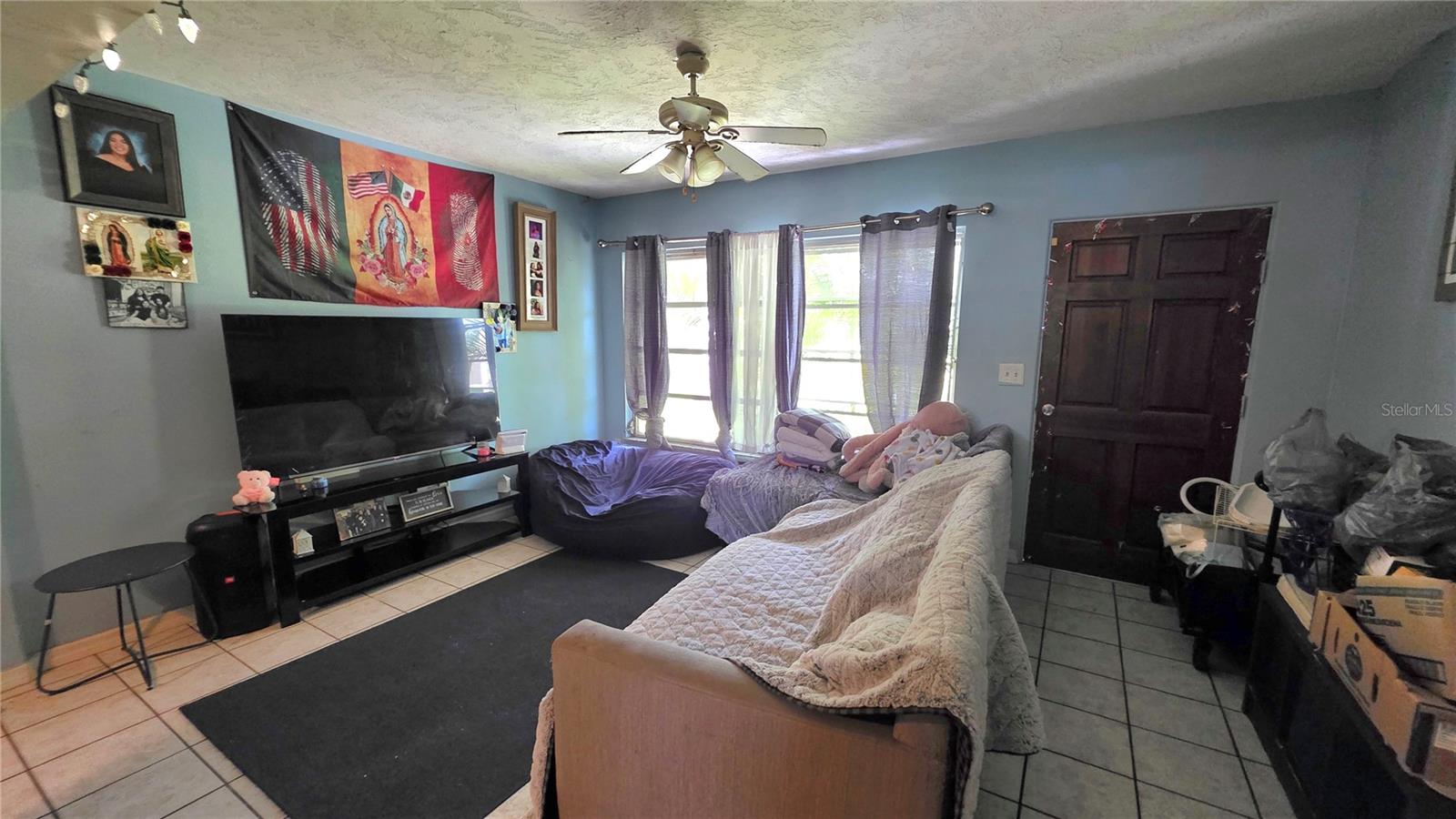 Listing Image #9