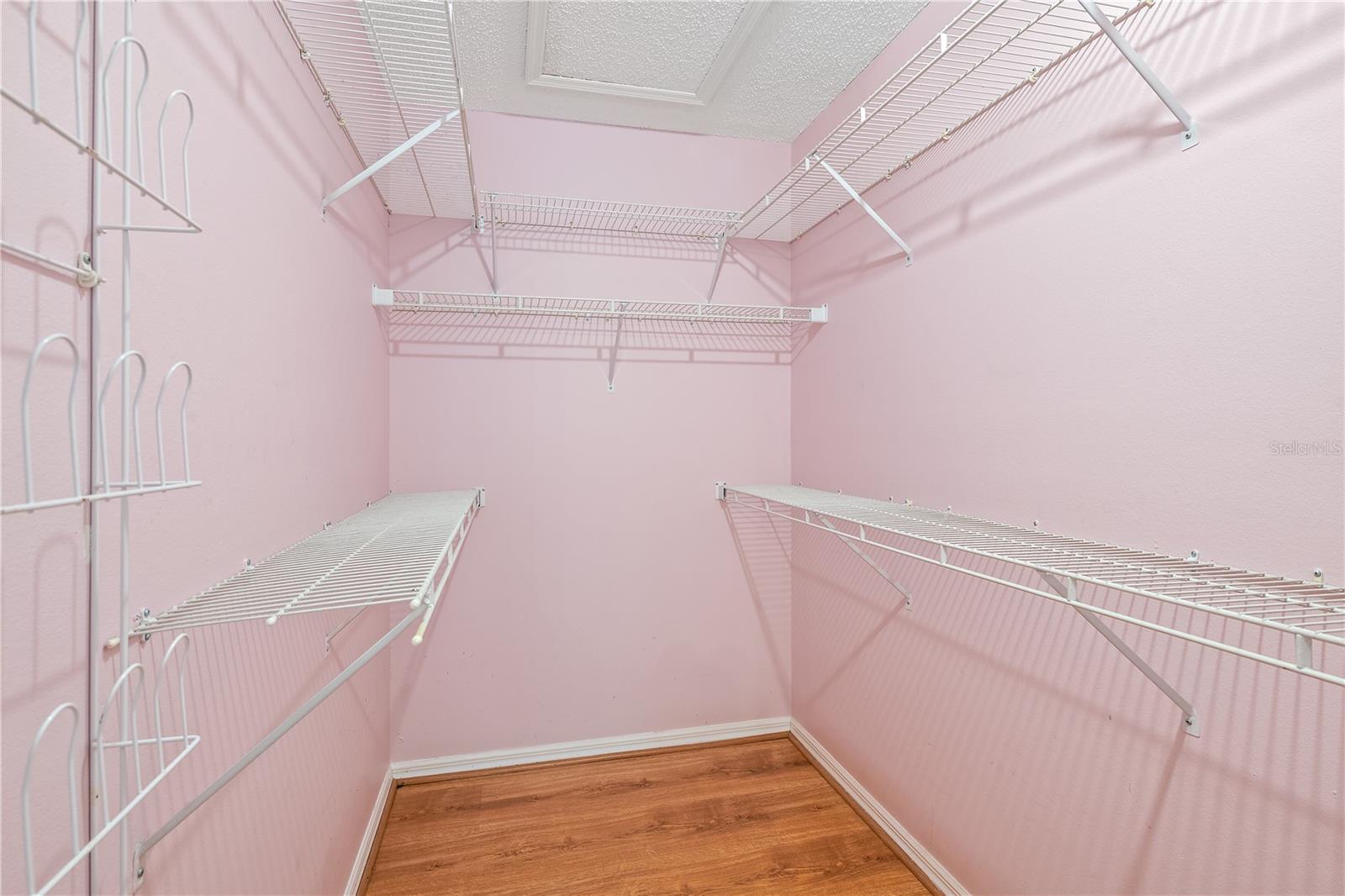 Listing Image #7