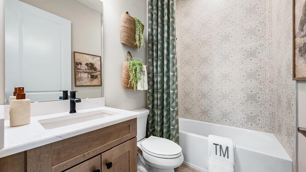Listing Image #12