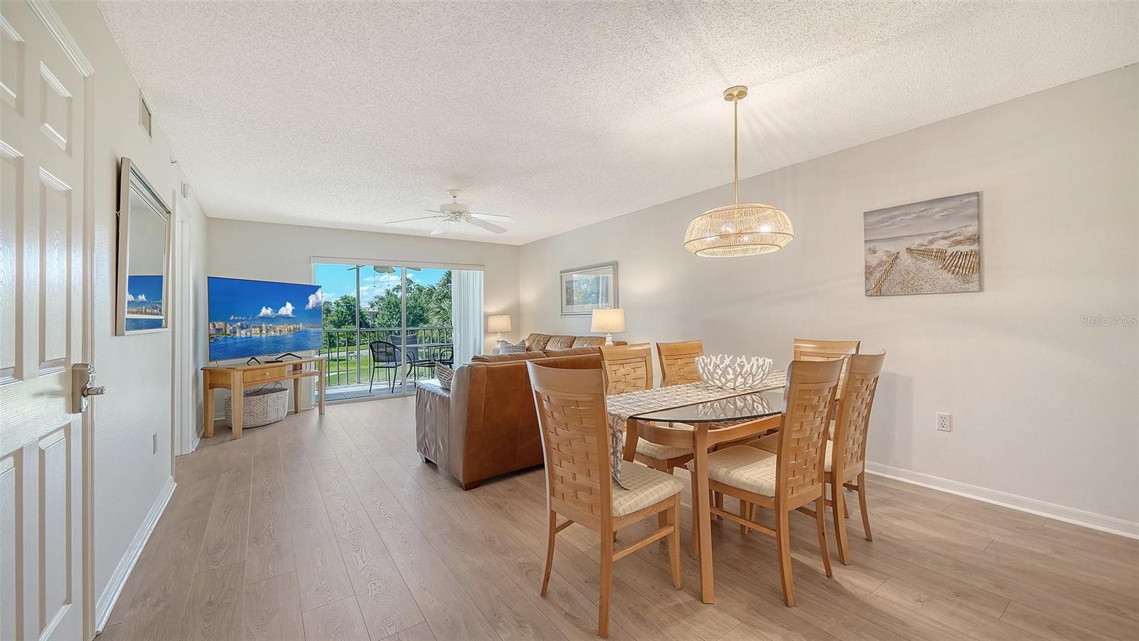 Listing Image #5