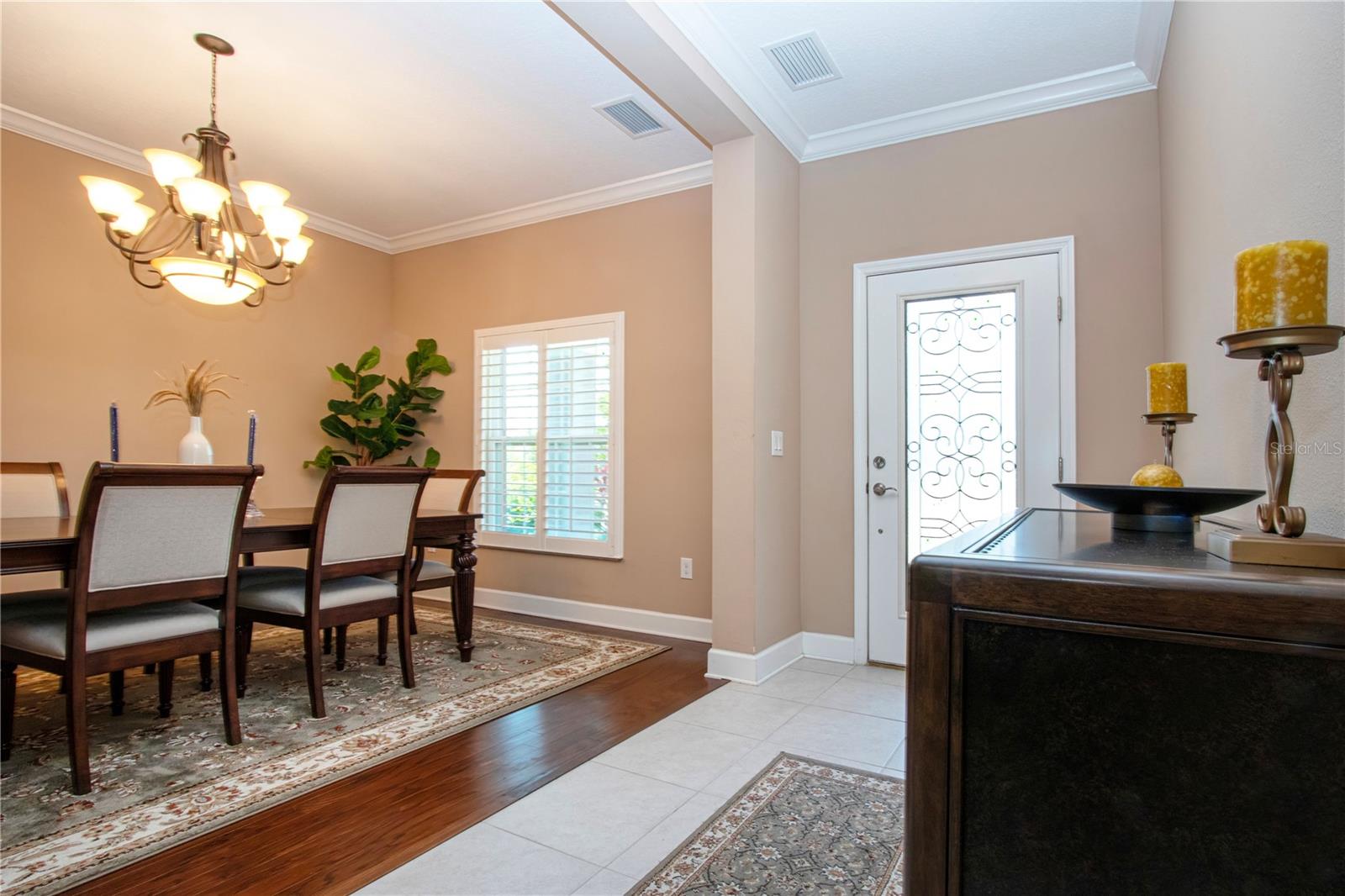 Listing Image #5