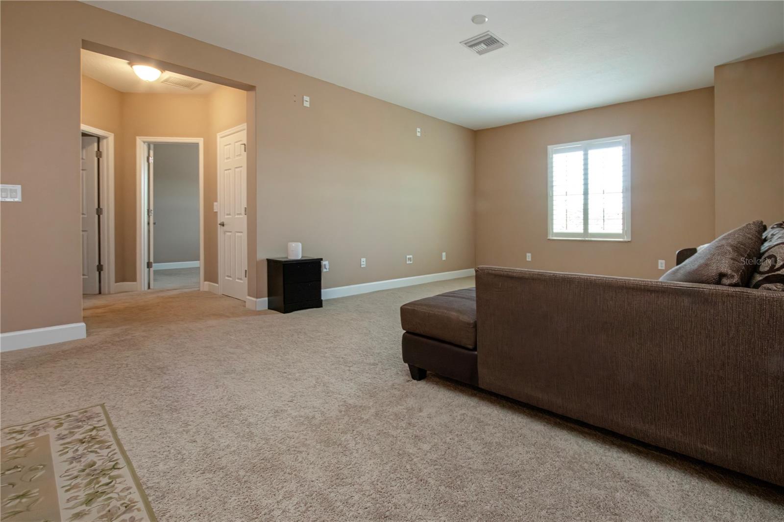Listing Image #42