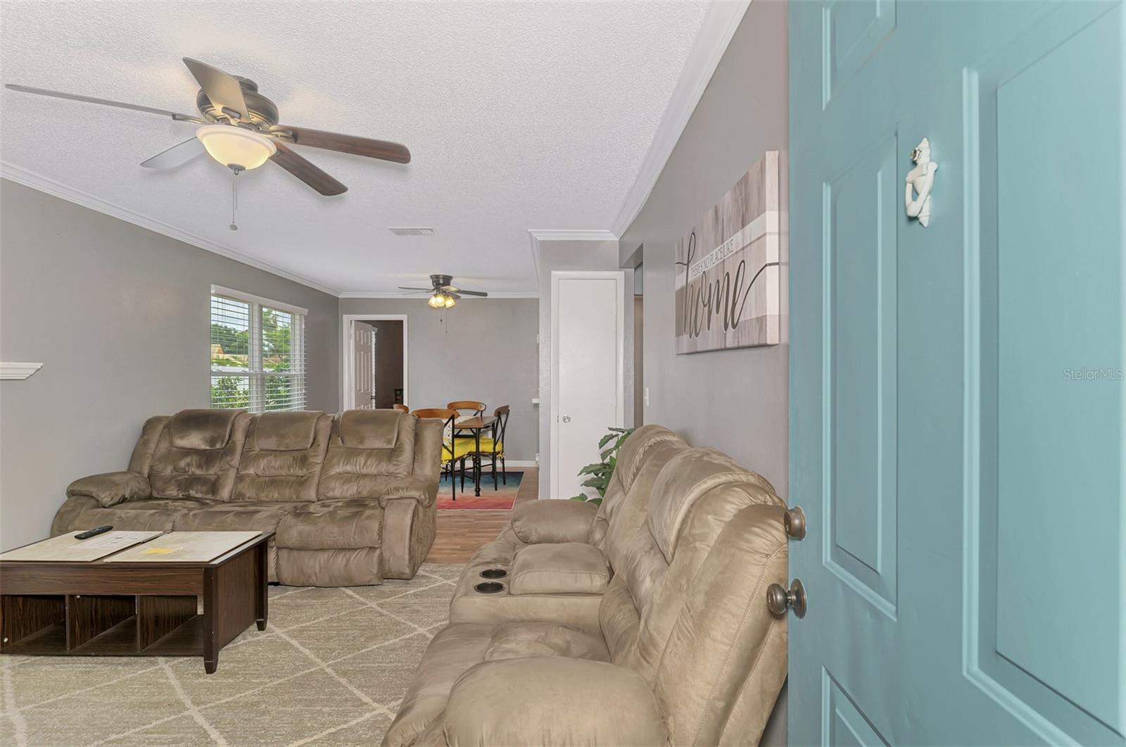 Listing Image #3