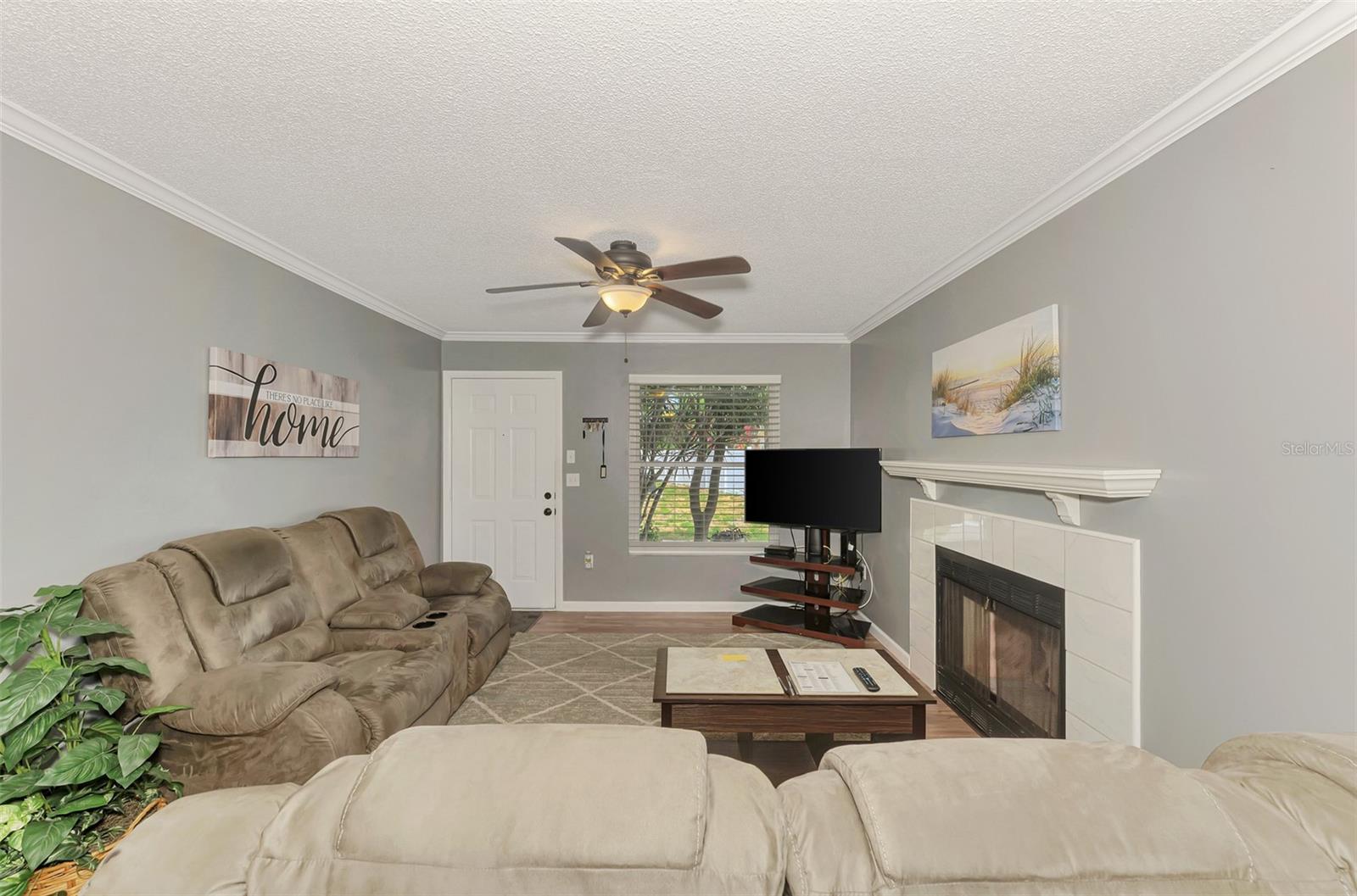 Listing Image #5