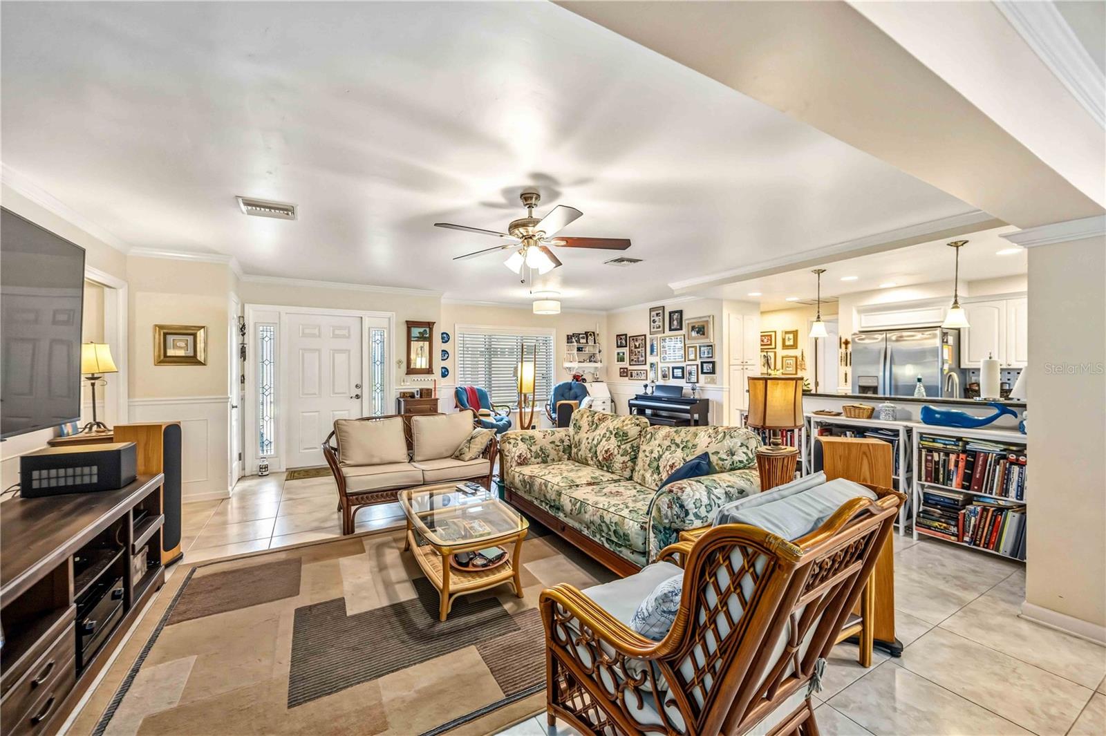 Listing Image #4