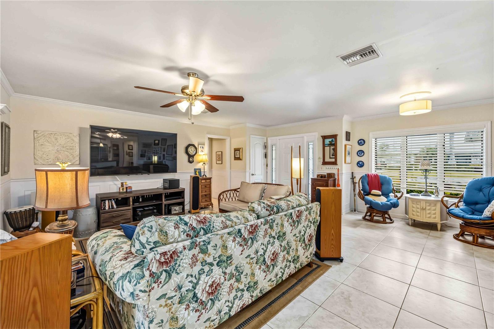 Listing Image #6