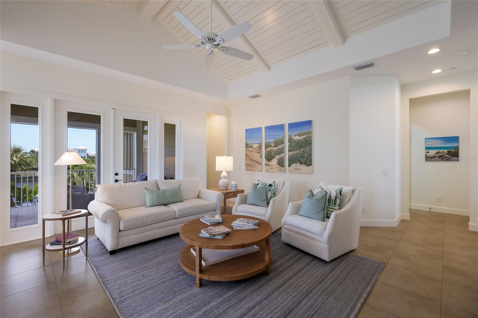 Listing Image #11