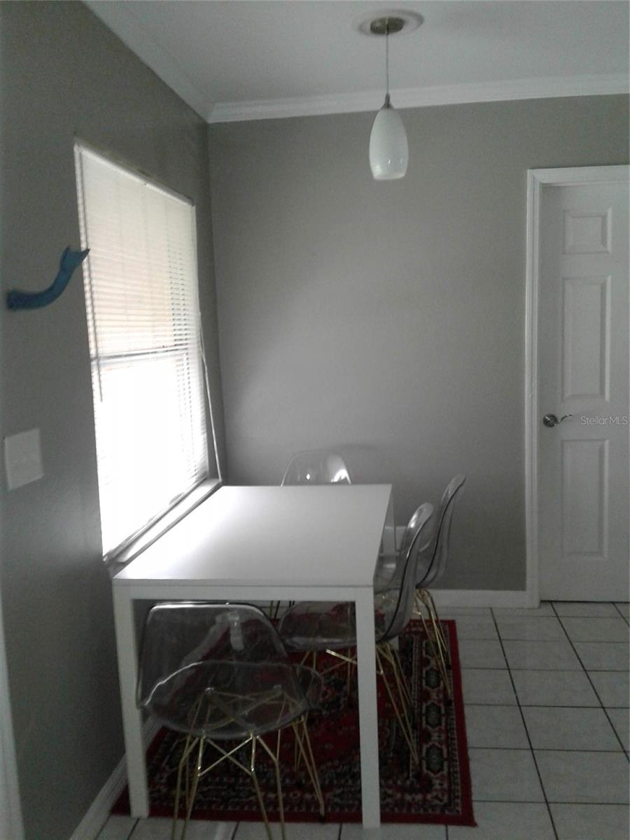 Listing Image #11