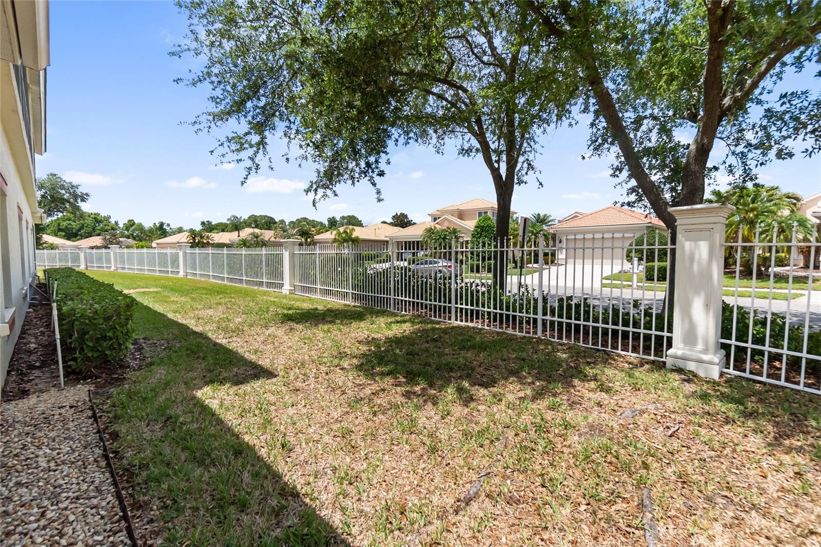 Listing Image #8