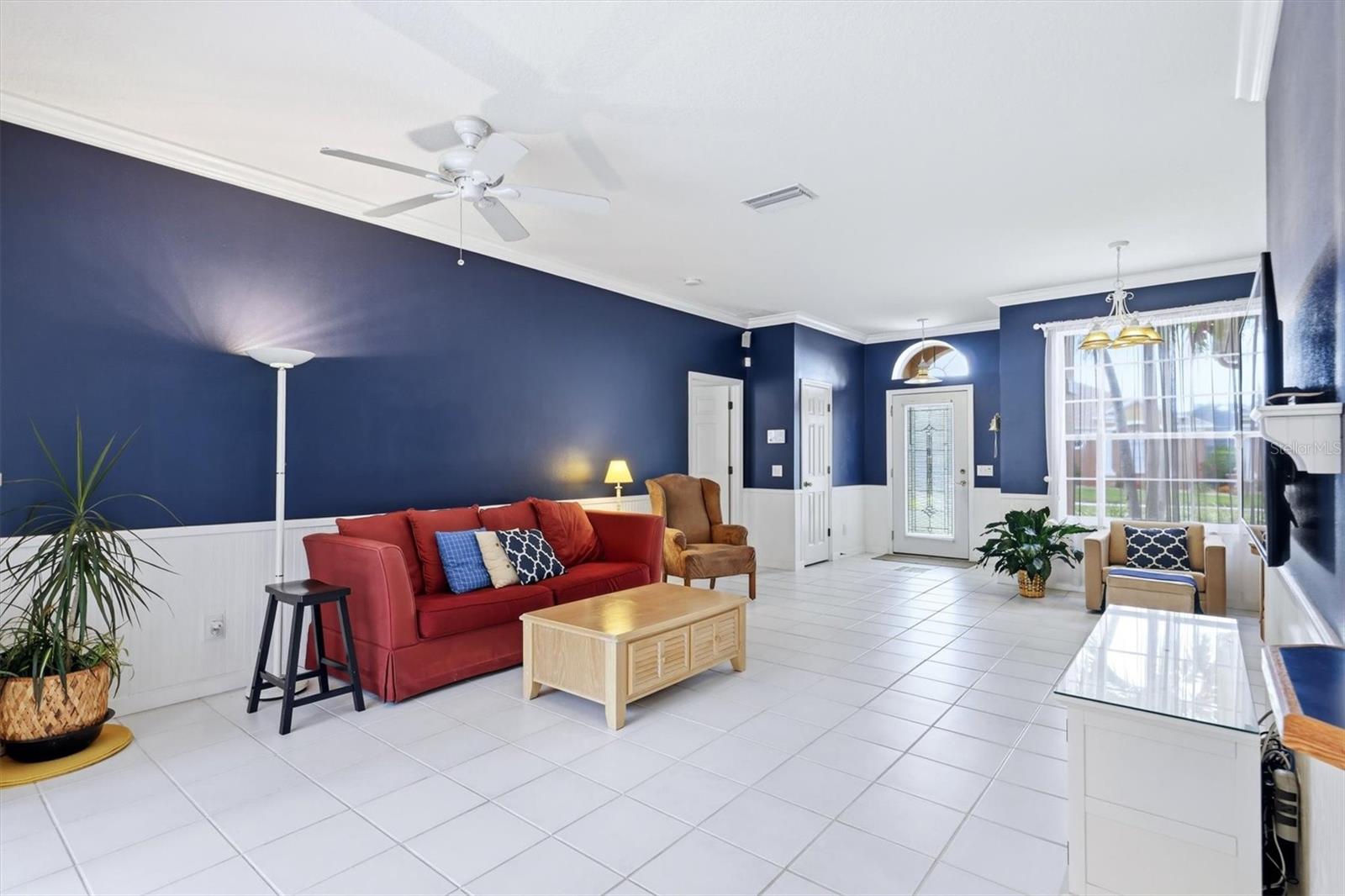 Listing Image #12