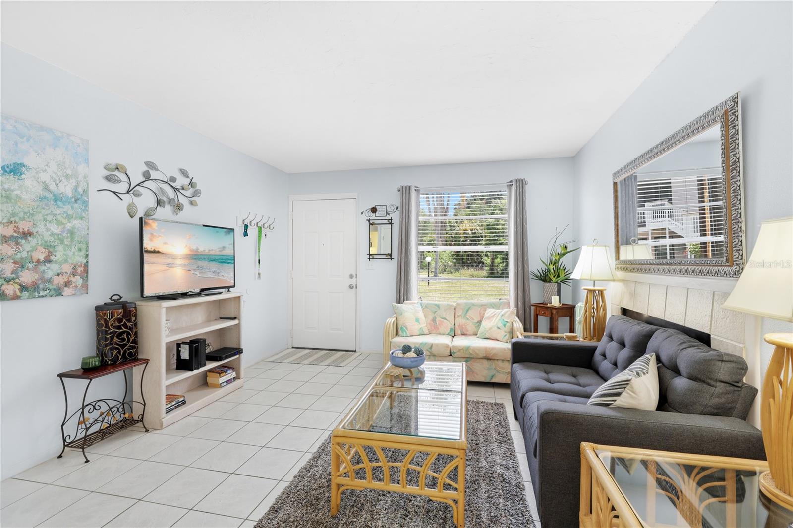 Listing Image #7