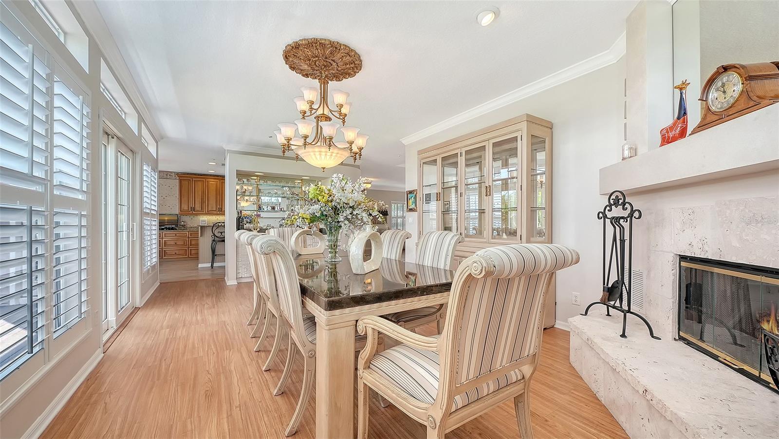 Listing Image #6